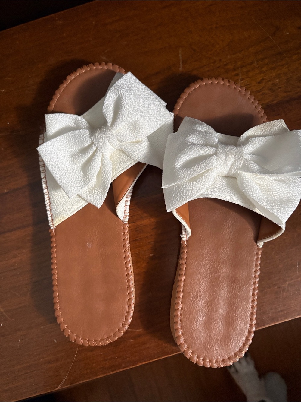 White Bow Slide Sandals